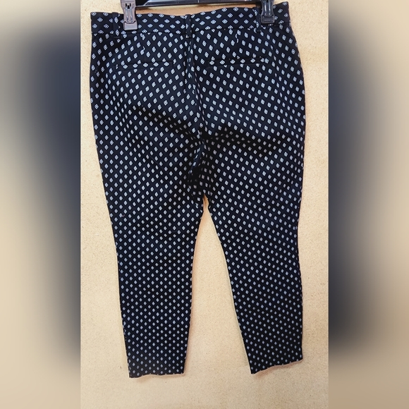 NWOT Gap Skinny Ankle Trousers - Picture 2 of 3